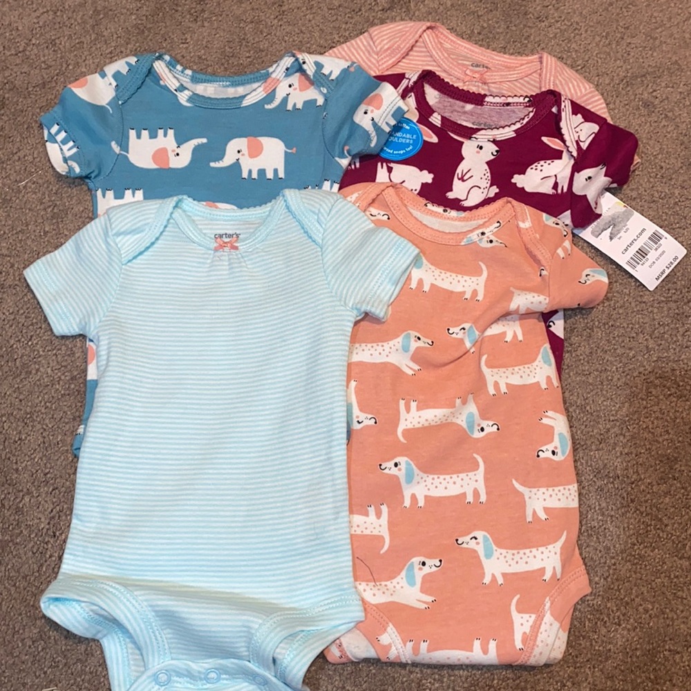 5 pack of Carter’s  !